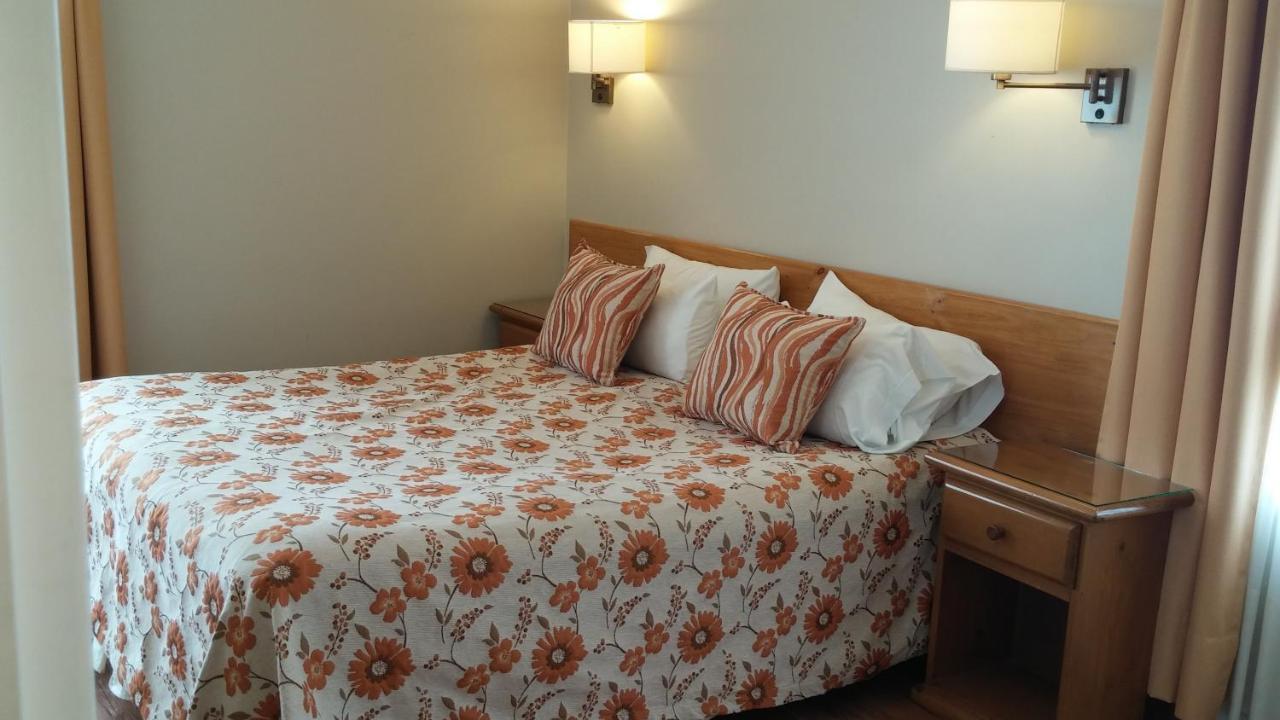 Patagonia Suites Trelew Esterno foto