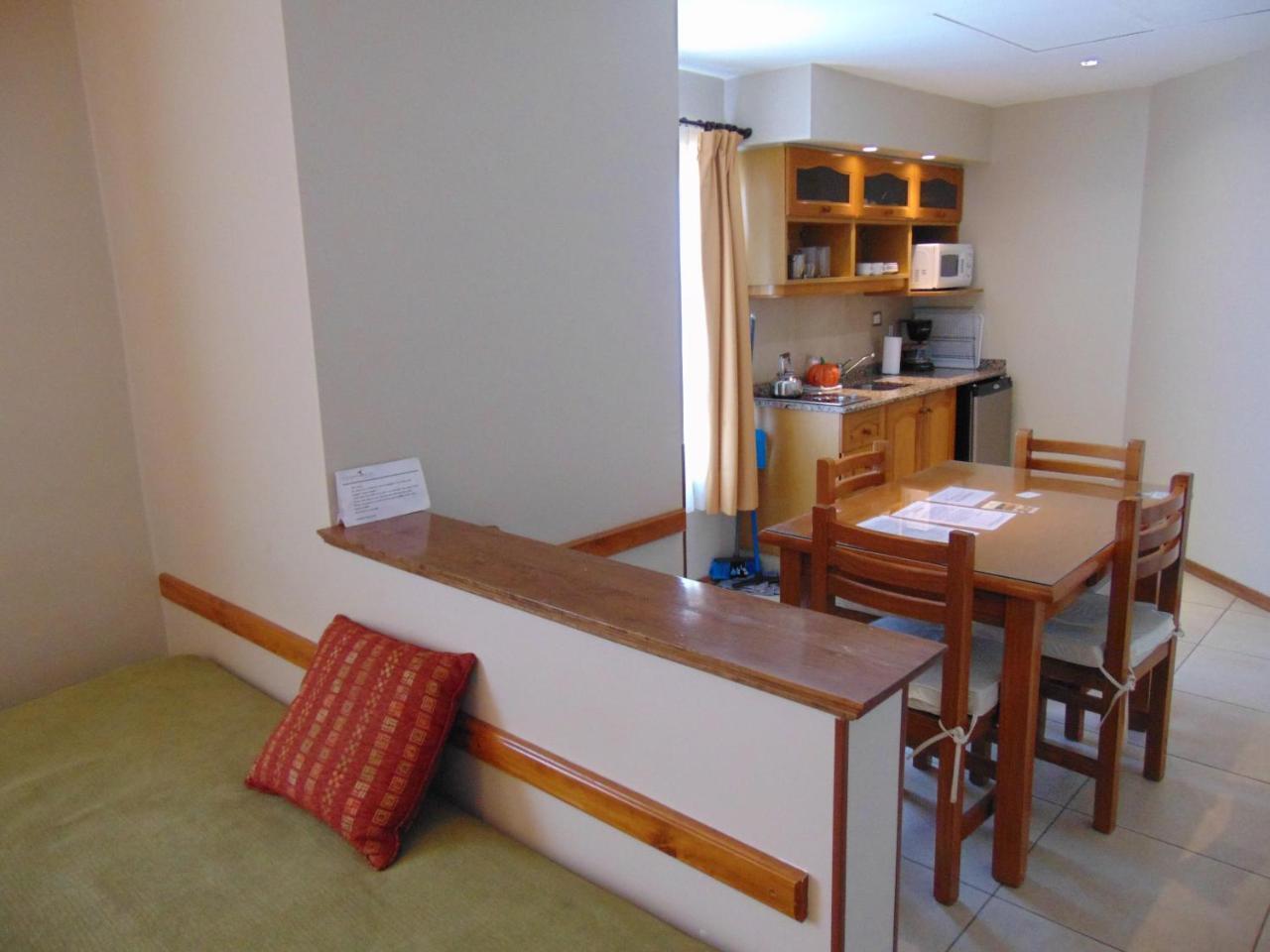 Patagonia Suites Trelew Esterno foto