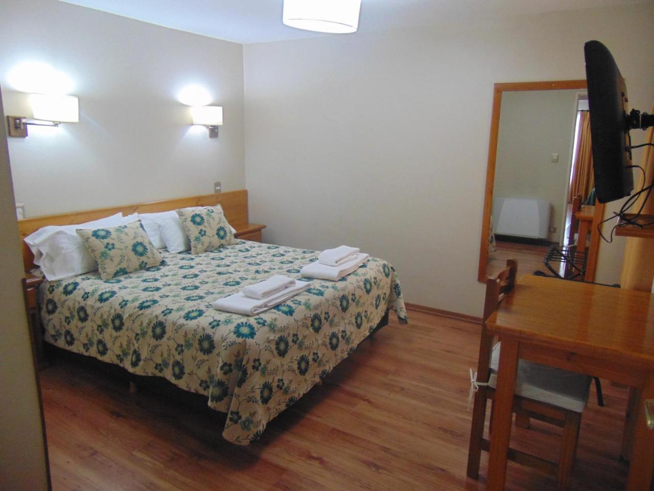 Patagonia Suites Trelew Esterno foto