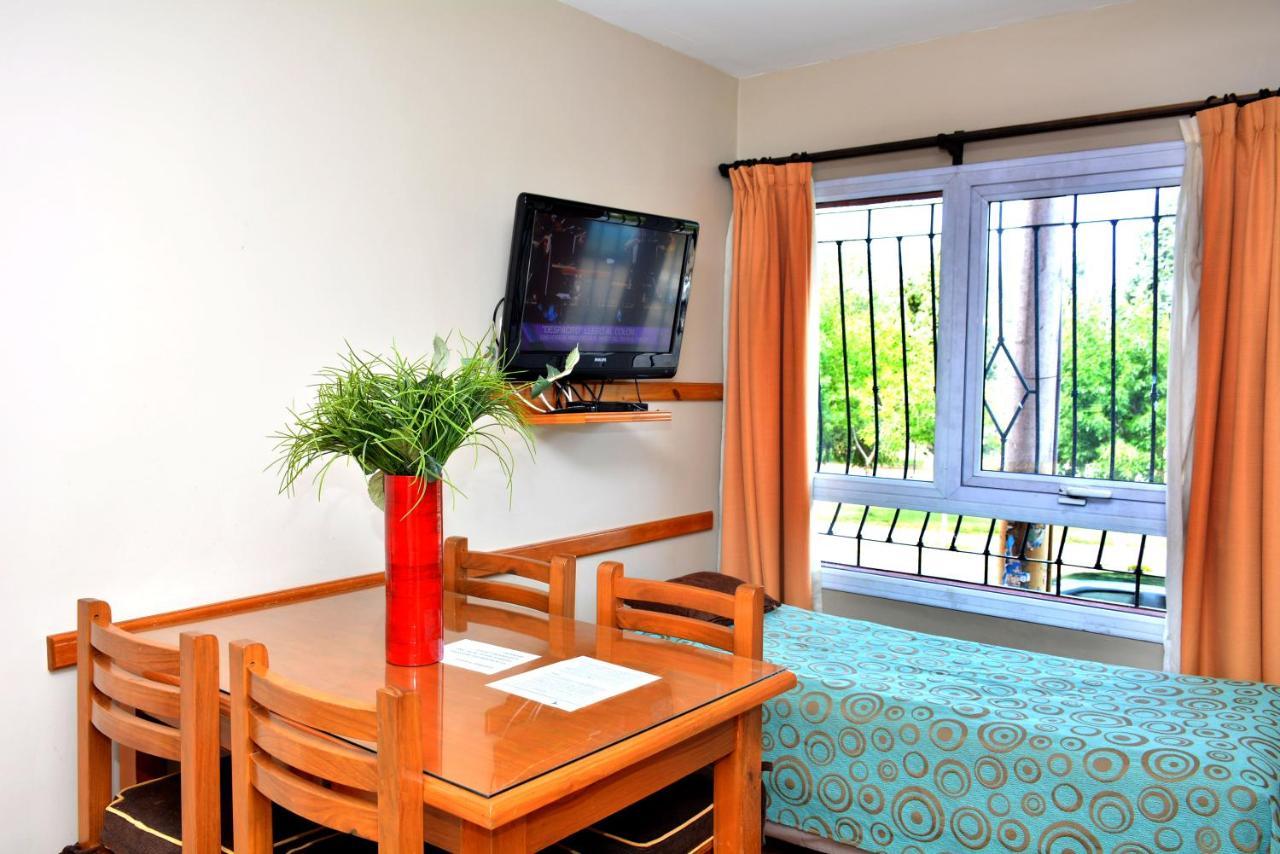 Patagonia Suites Trelew Esterno foto